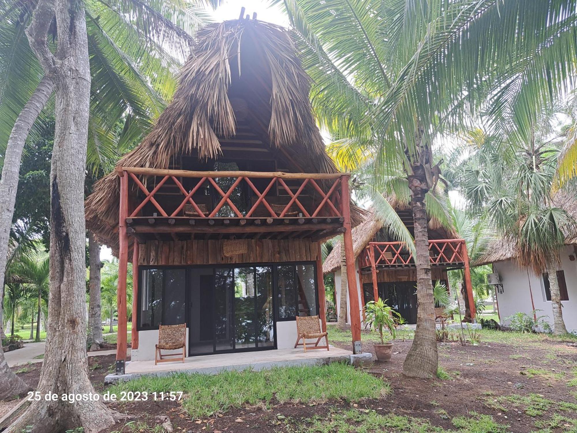 Hippie Chic Bungalows by LaEufemia Huay Pix Exterior foto